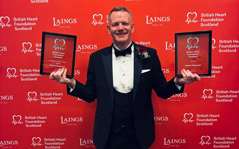 Gordon Robertson Wins British Heart Foundation CPR Hero Award